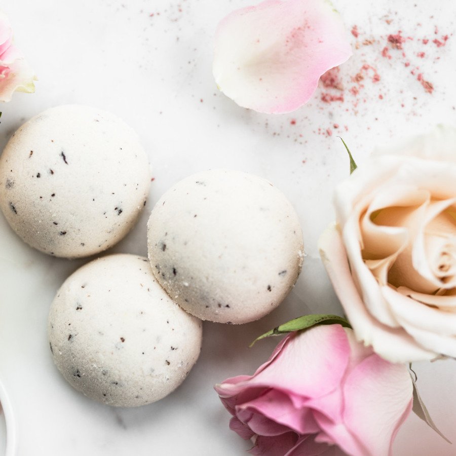 Półkula kąpielowa róża z glinką francuską