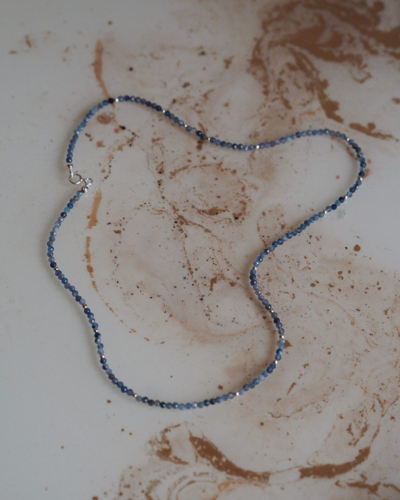 Naszyjnik Nawleczone Kyanit