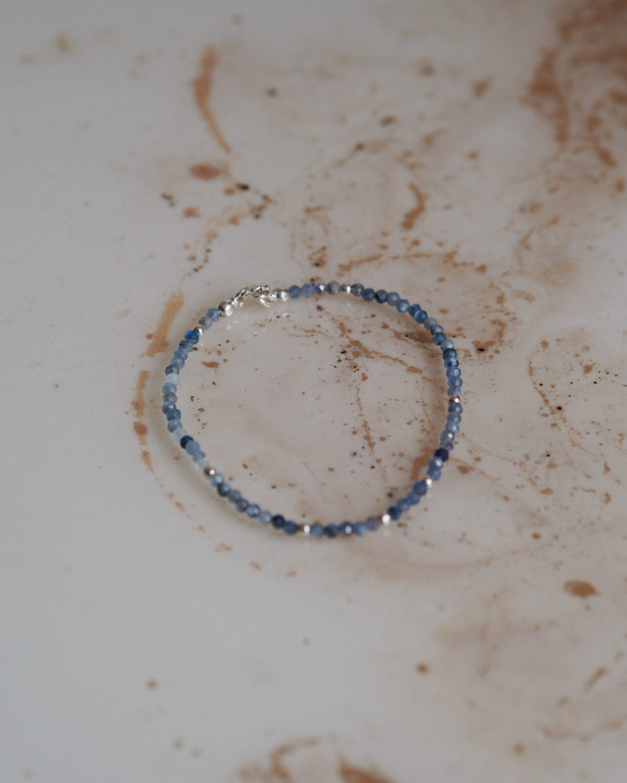 Bransoletka Nawleczone Kyanit