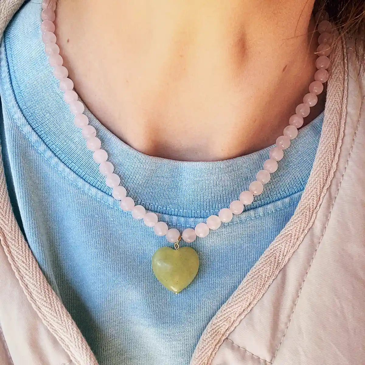 Naszyjnik z kamieni Candy Heart – Poly na modelce SLOU