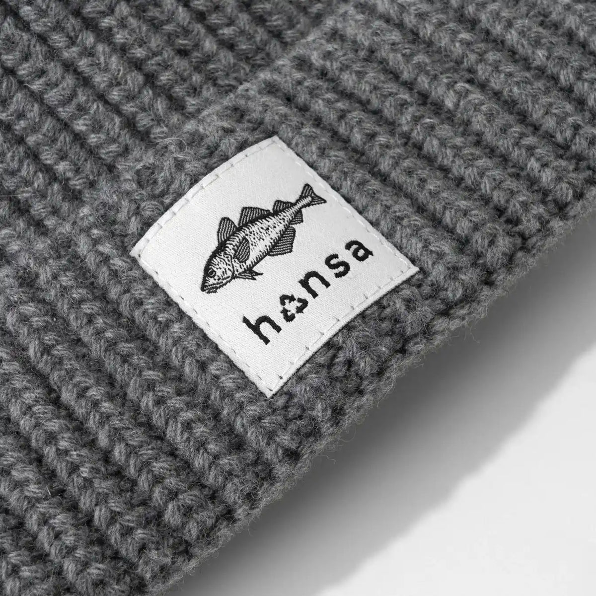 Czapka Beanie Smoke z wełny z recyklingu od Hansa Wear SLOU