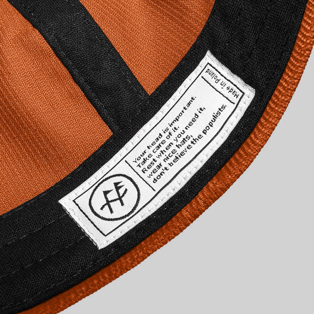 Czapka z daszkiem Red