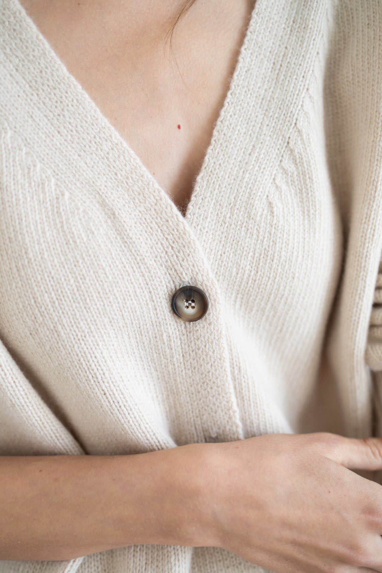 Kardigan Taylor biszkoptowy