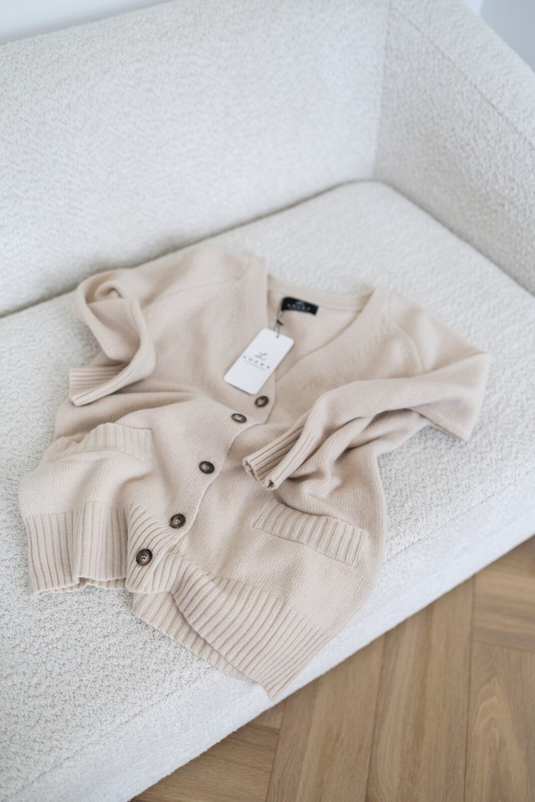 Kardigan Taylor biszkoptowy