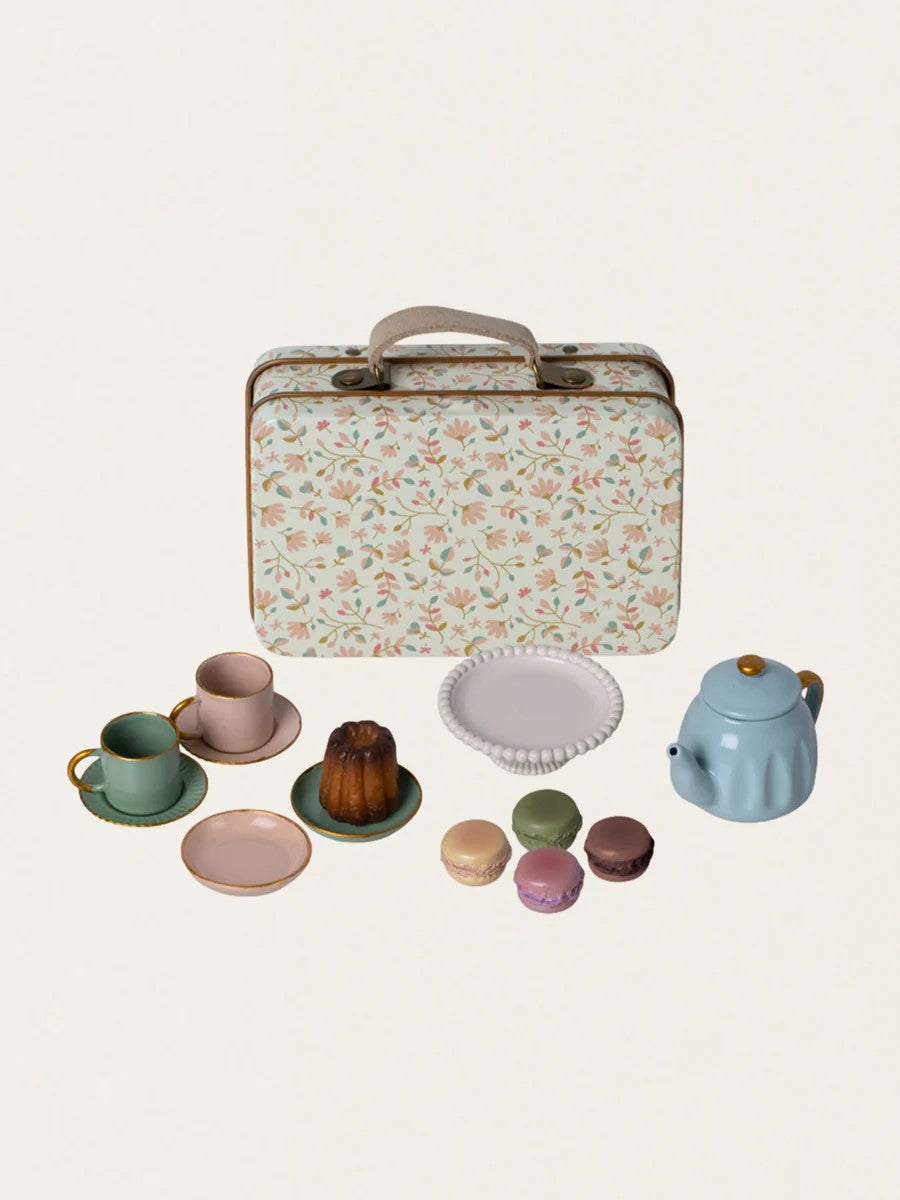 slou-maileg-walizka-z-podwieczorkiem