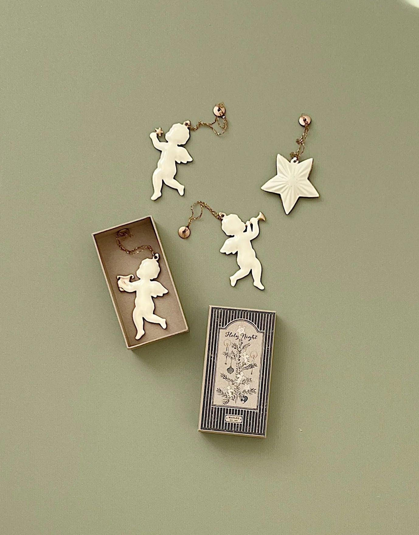 slou-maileg-zestaw-zawieszek-choinkowych-holy-night
