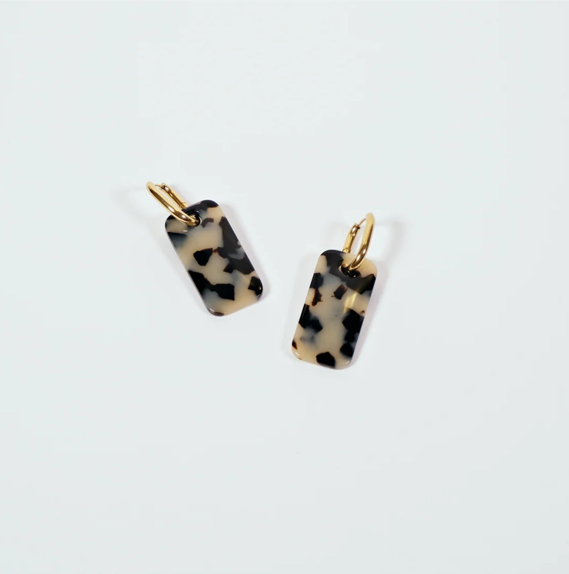 slou-ninico-kolczyki-azalea-white-tortoise