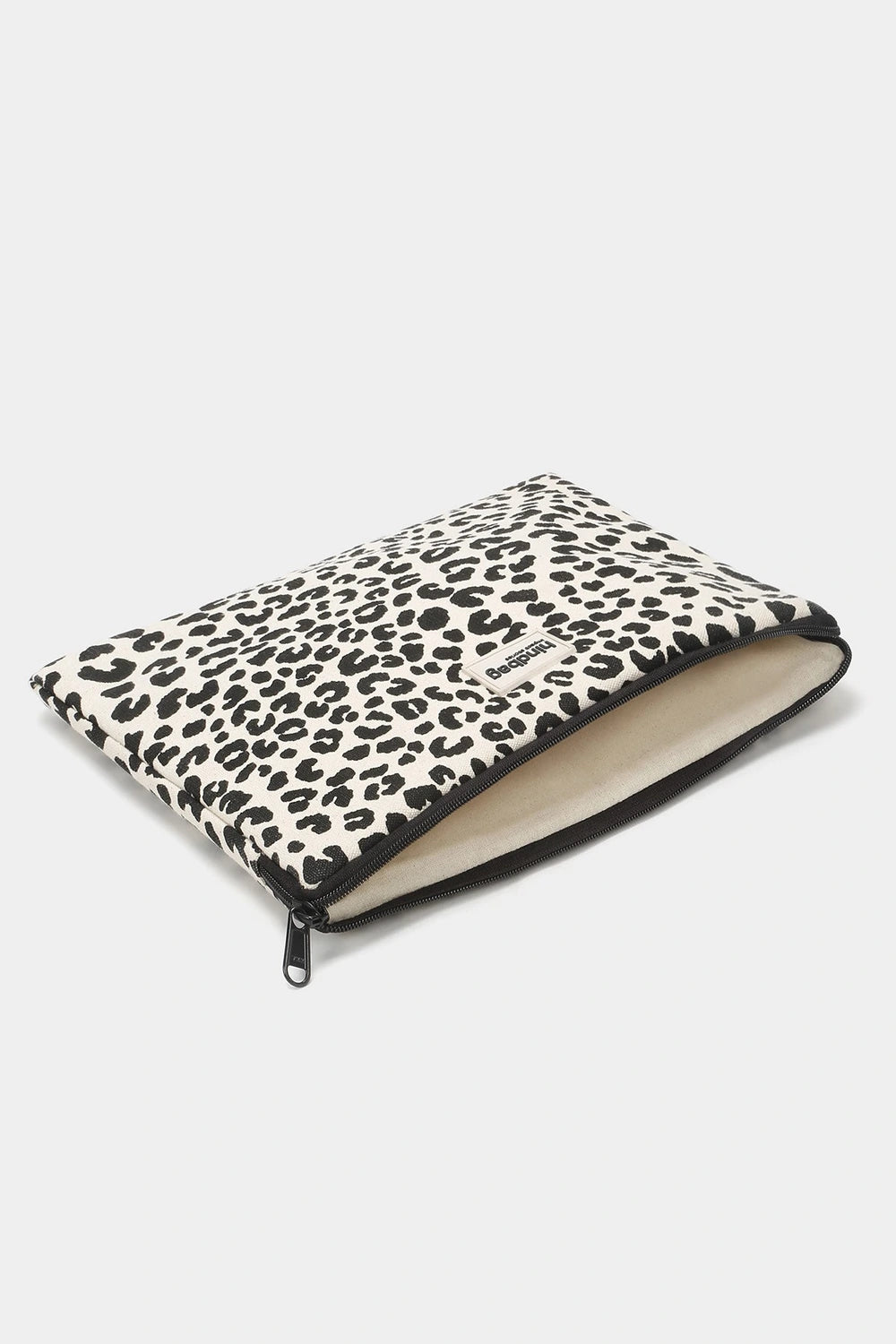 Pokrowiec na laptopa Ava Leopard Off-white – Hindbag SLOU