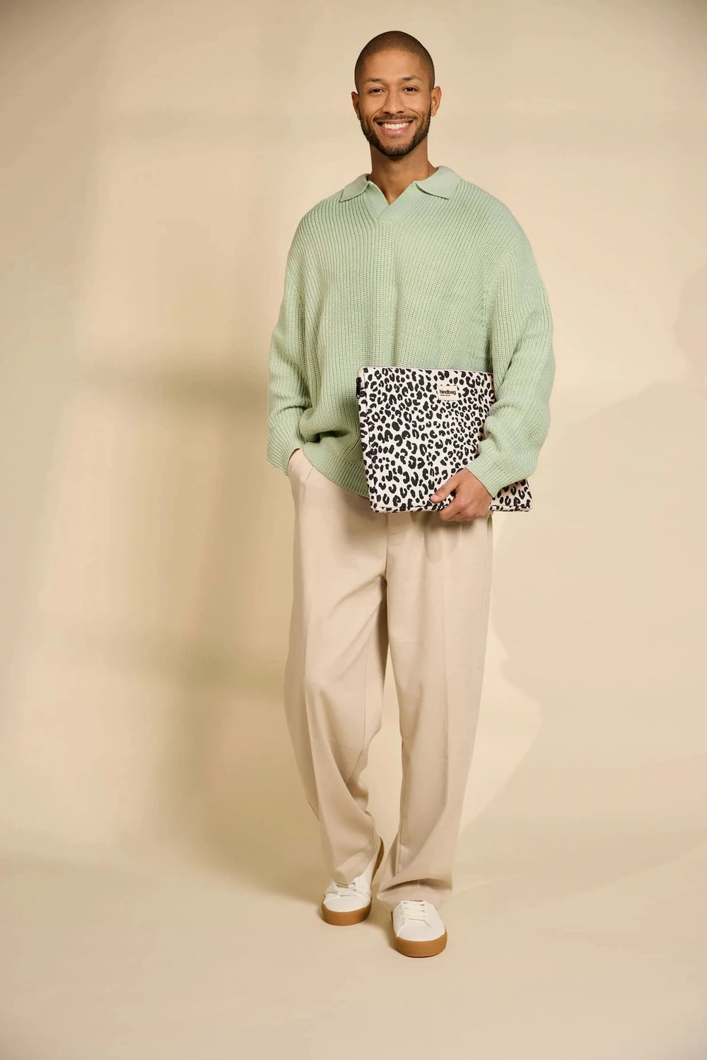 Pokrowiec na laptopa Ava Leopard Off-white – Hindbag model SLOU