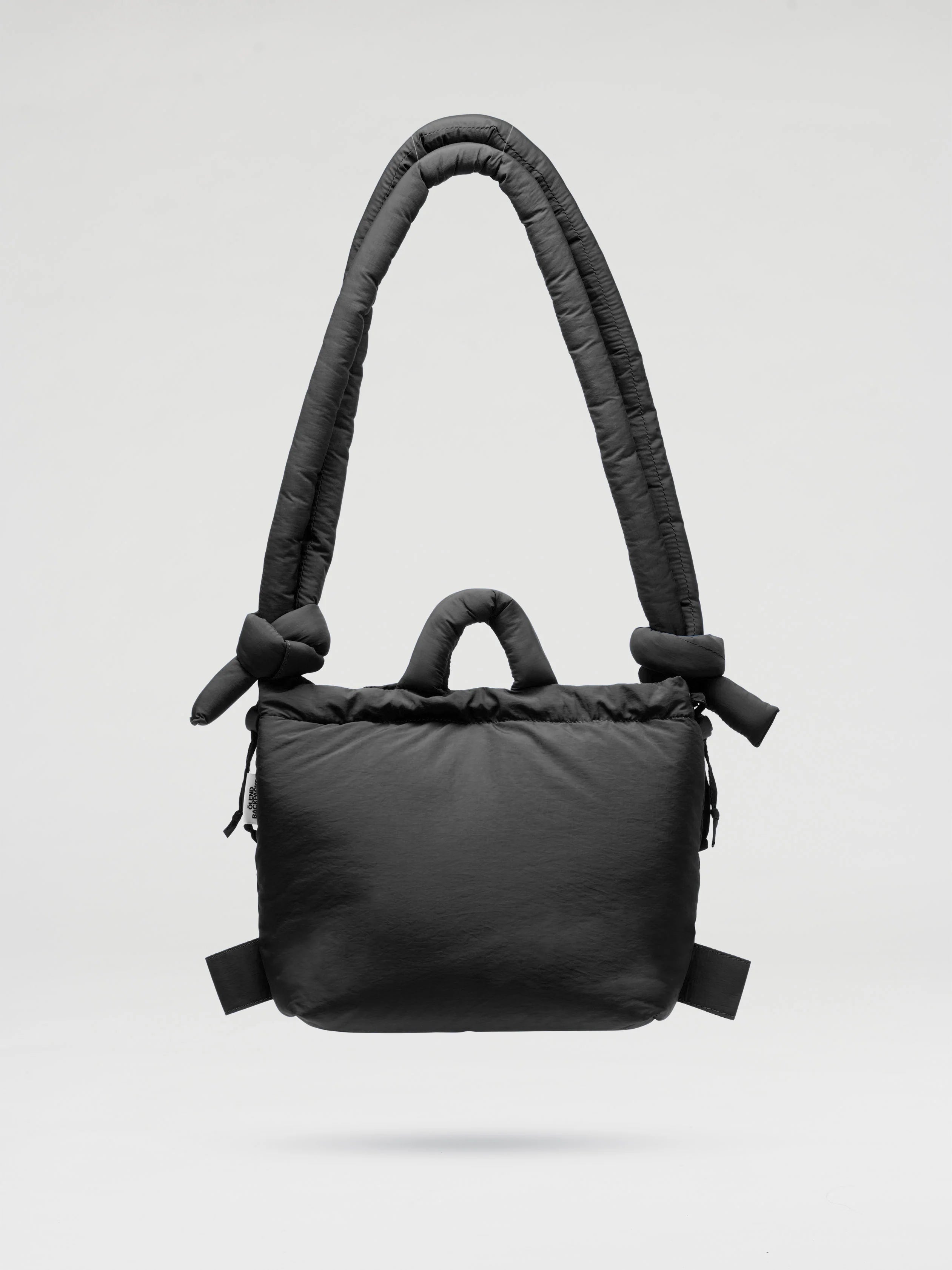 Torba Compact Ona Soft Bag Black od Ölend