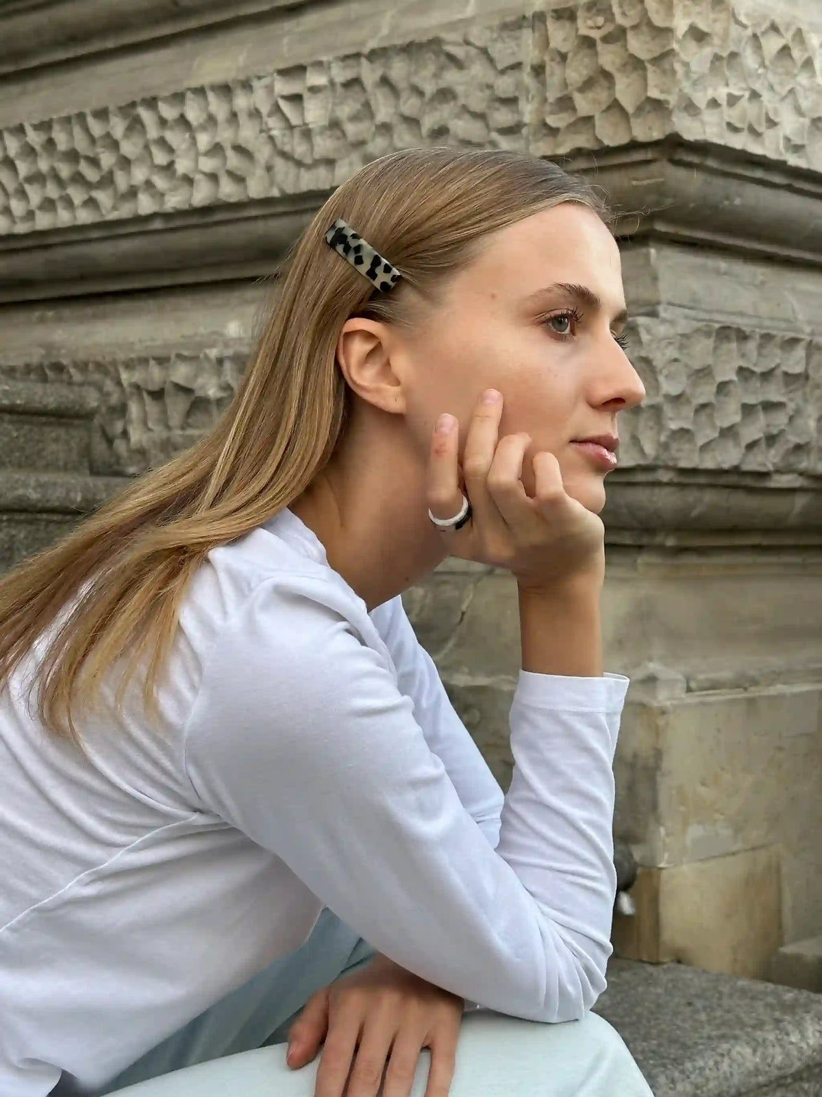 Spinka Noor White Tortoise od Ninico SLOU