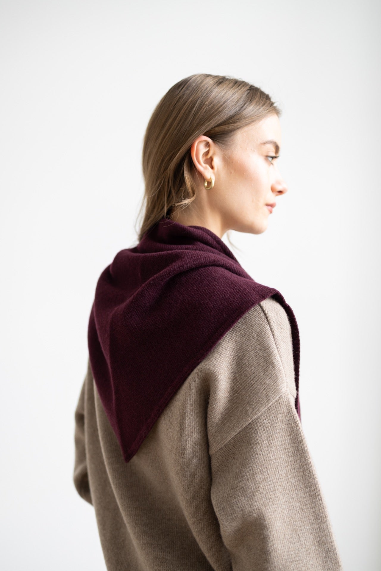 slou-lucky-handmade-chusta-rowan-wisniowa