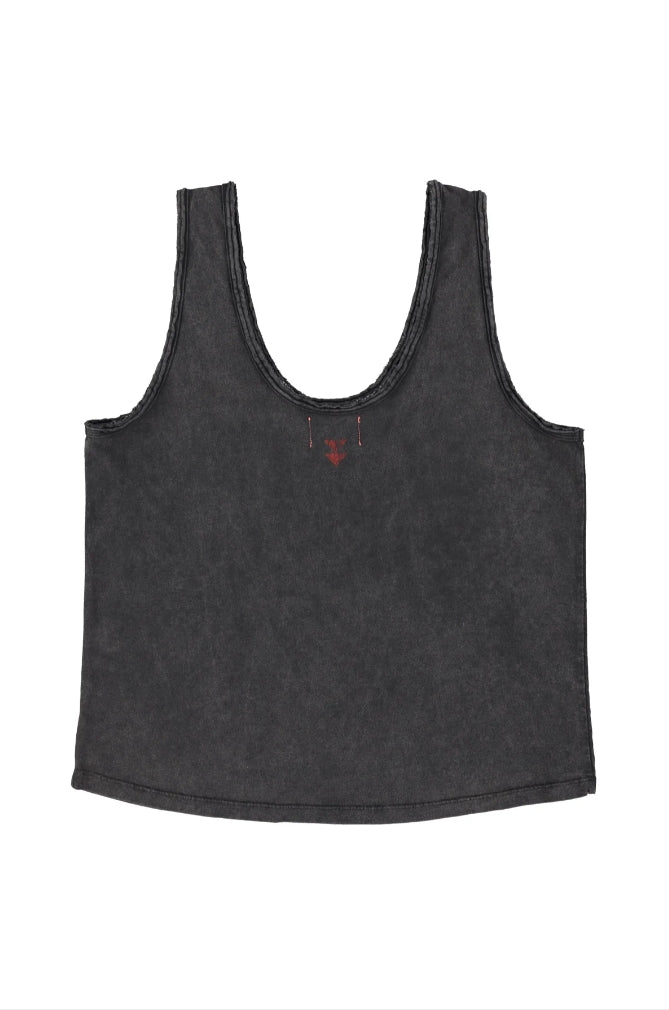 slou-sisters-department-top-v-neck-wahed-black-baby-print