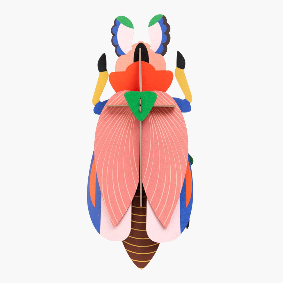 slou-studio-roof-dekoracja-scienna-giant-lady-beetle