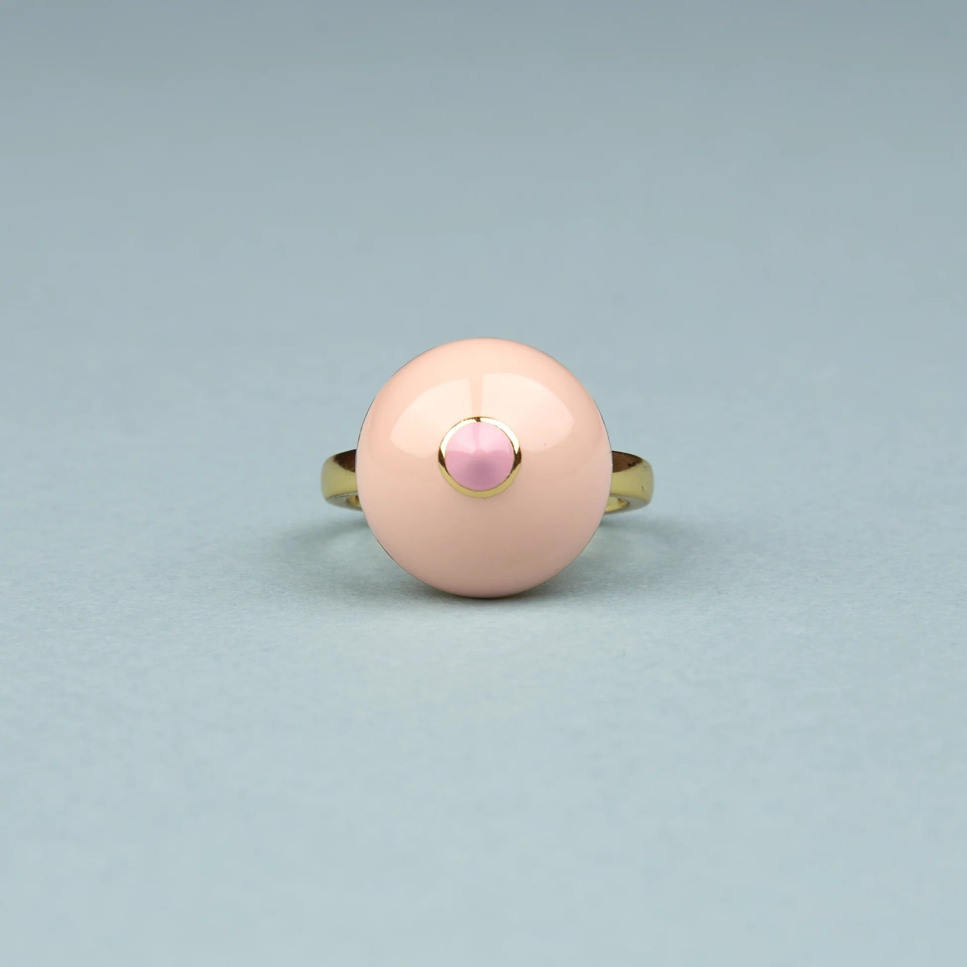 slou-suzette-pierscionek-boob-white