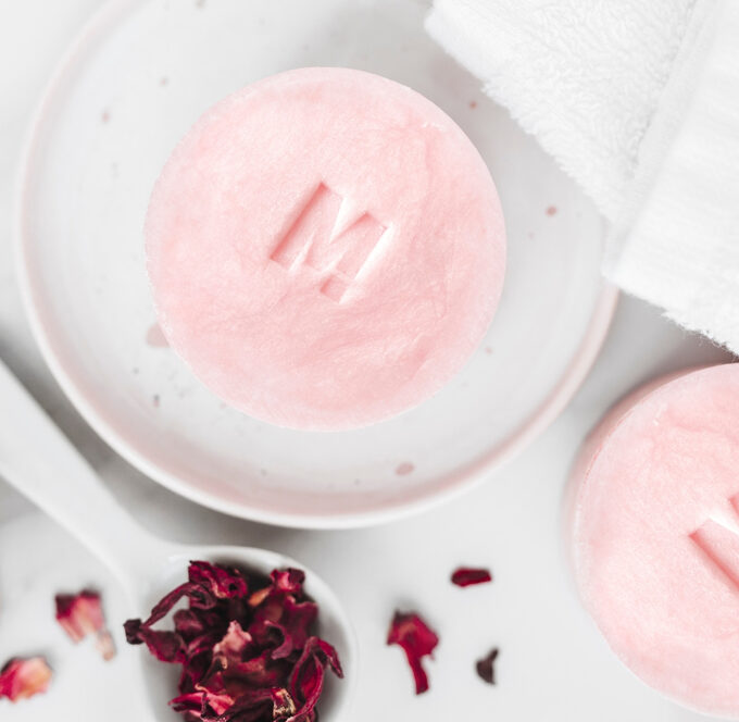 slou-mdm-szampon-w-kostce-hibiskus
