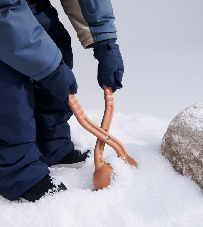 Śnieżkomat do robienia kulek śniegowych granatowy