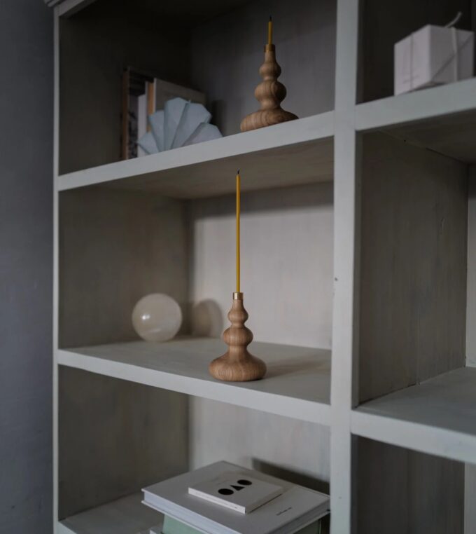 Olejowany dębowy świecznik Tree