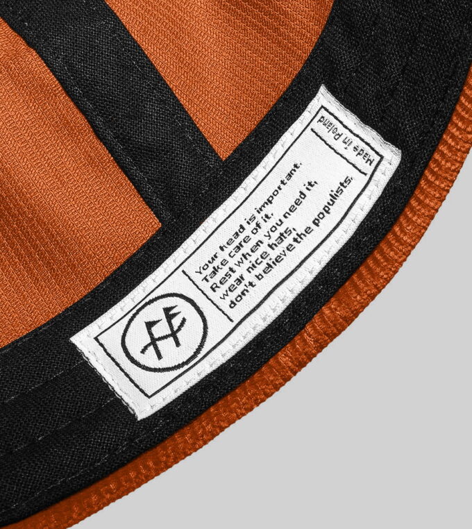 Czapka z daszkiem Red