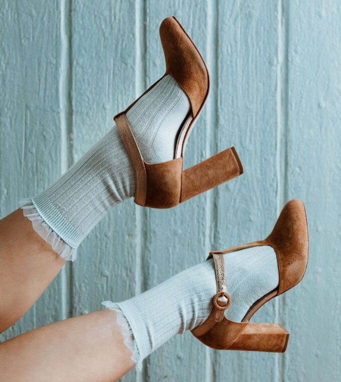 Skarpety brokatowe purpurowe Alizee z falbanką