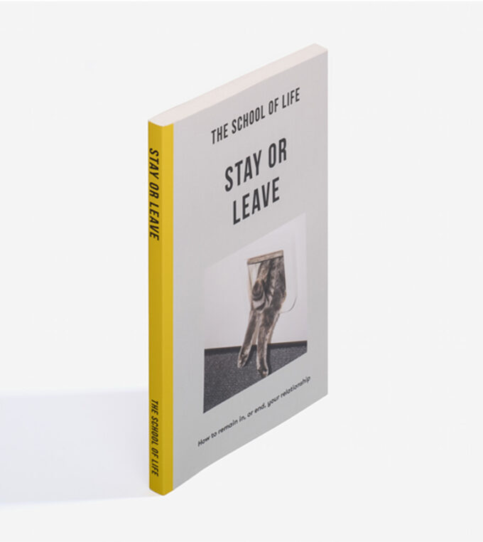 Książka Stay Or Leave