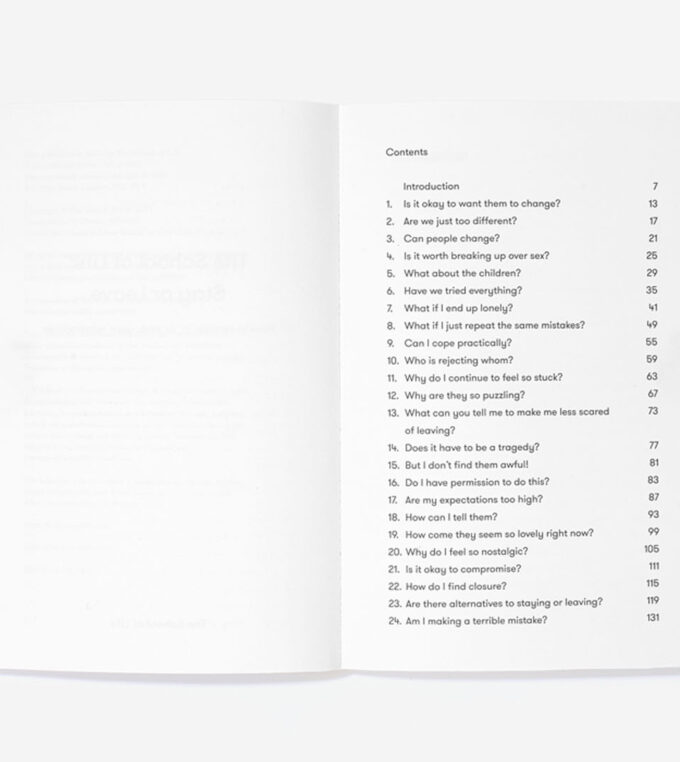 Książka Stay Or Leave