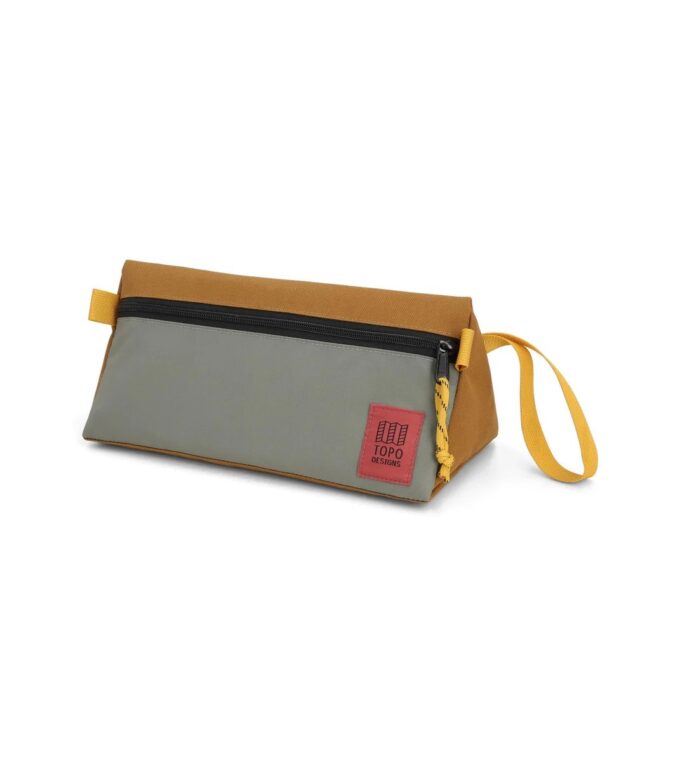 slou-topo-designs-kosmetyczka-dopp-kit-beetle-khaki