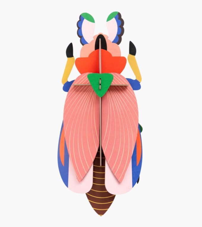 slou-studio-roof-dekoracja-scienna-giant-lady-beetle
