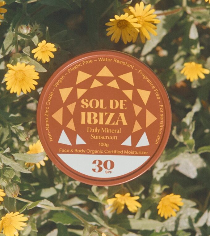 slou-sol-de-ibiza-krem-przeciwsloneczny-daily-mineral-sunscreen-spf-30