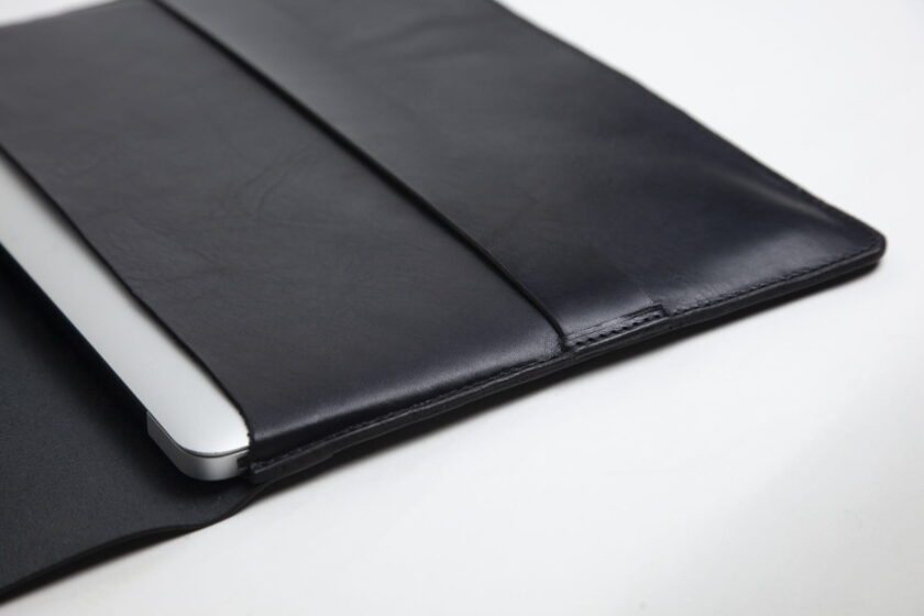 Etui na laptopa 13 Black - Image 4