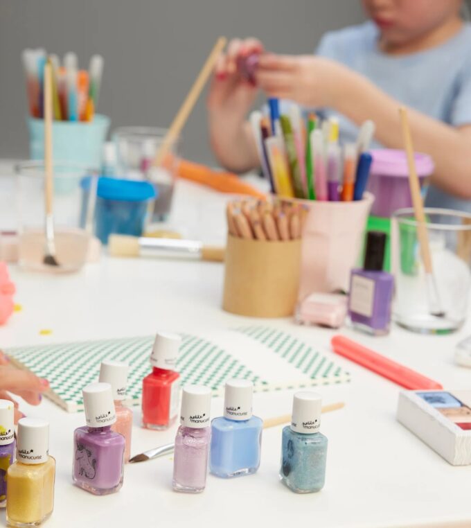 Lakier do paznokci dla dzieci Apple the Fish