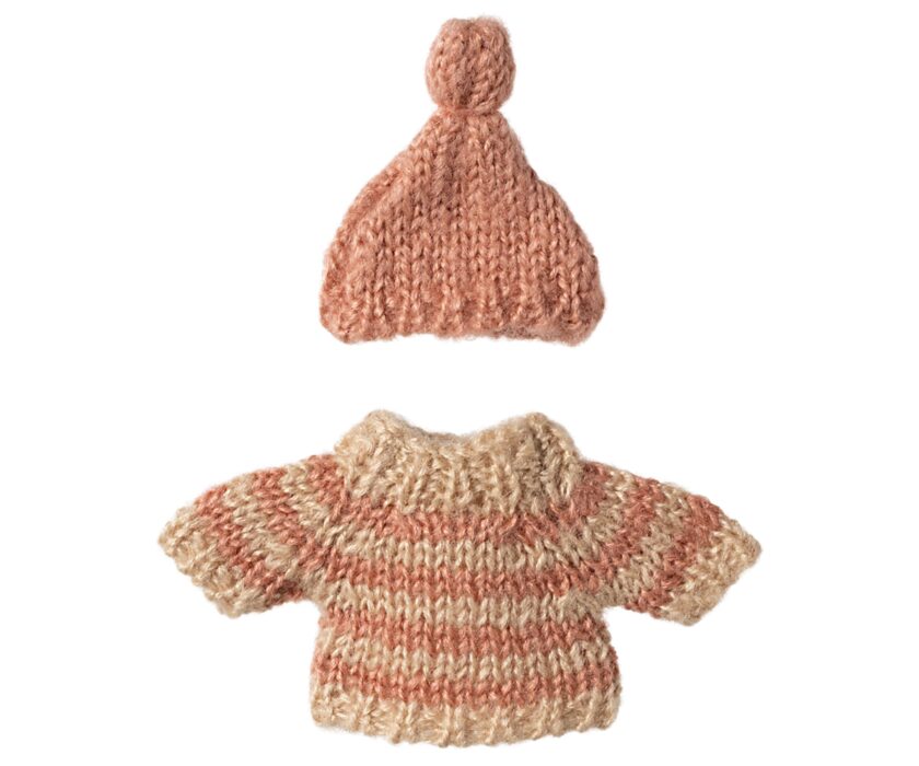 slou-maileg-ubranko-dla-myszki-big-sister-sweter-czapka-roz