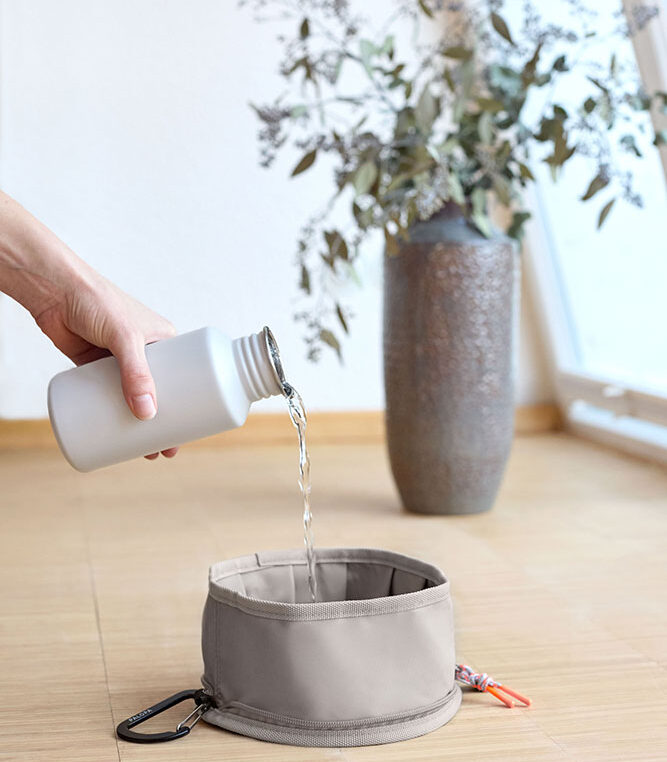 Miska turystyczna dla psa Tura Anthracite