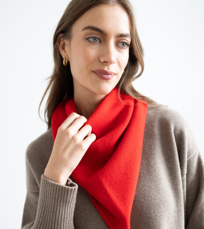 slou-lucky-handmade-chusta-rowan-czerwona