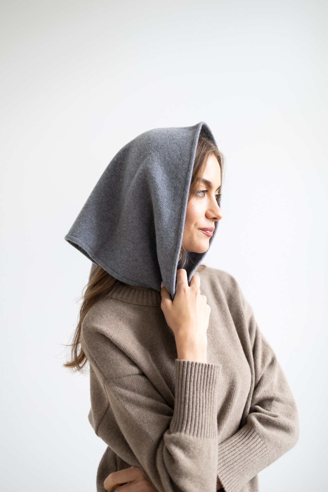 slou-lucky-handmade-chusta-rowan-szara