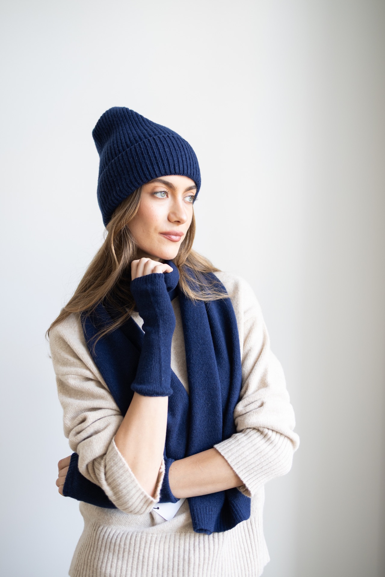 slou-lucky-handmade-mitenki-atramentowe