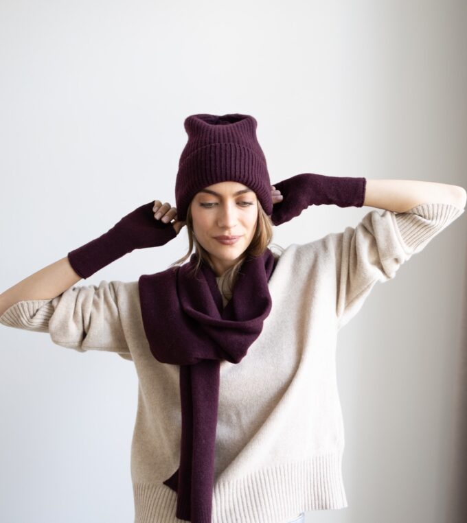 slou-lucky-handmade-szalik-merino-cashmere-wisniowy