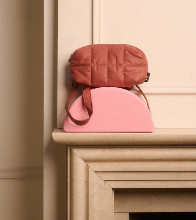 slou-tinne-mia-cilou-puffy-bag-wood