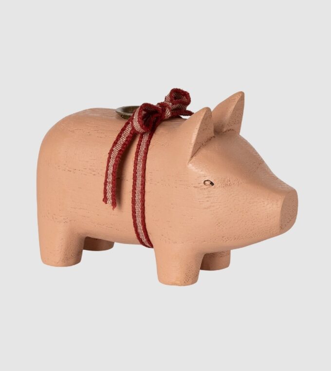 slou-maileg-swiecznik-drewniana-swinka-rose