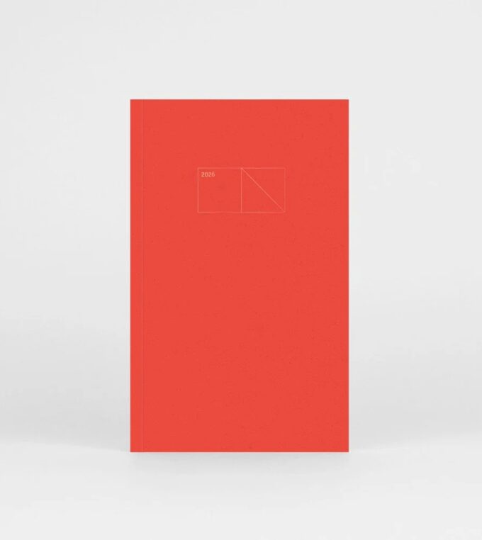 slou-papierniczeni-kalendarz-copper-2026-poppy