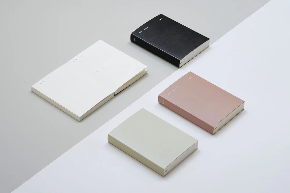 Kalendarz dzienny Everyday 2026 ink - obrazek 3