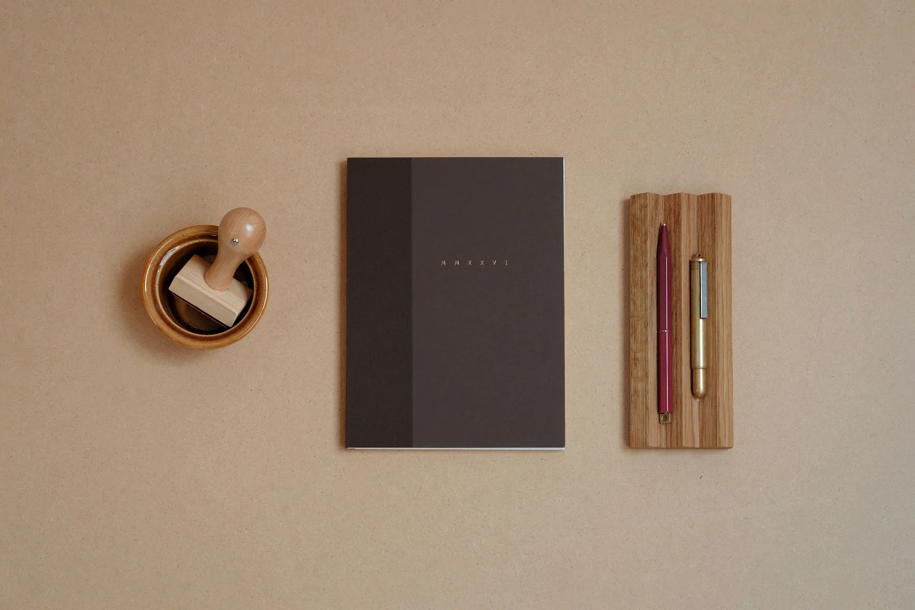 Kalendarz Klasyk MMXXVI kakao - obrazek 2