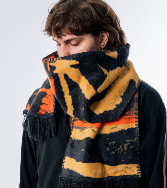 Szalik Into The Wild