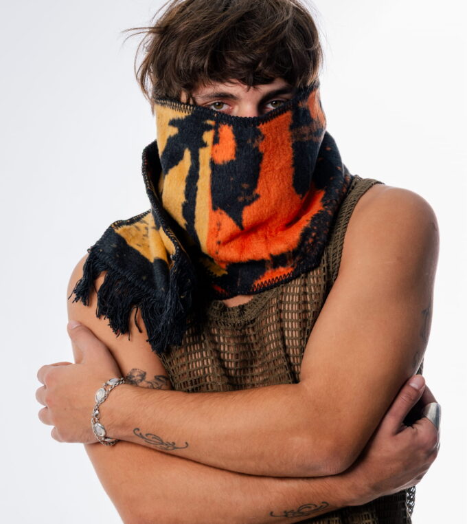 Szalik Into The Wild