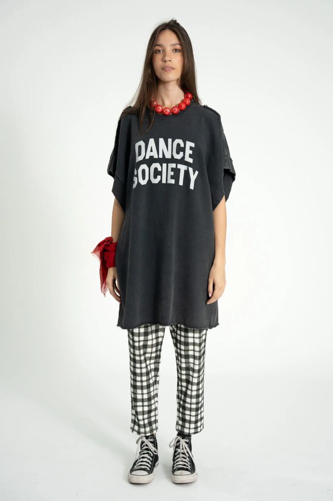 Sukienka T-shirtowa Washed Black Dance Society Print - obrazek 7